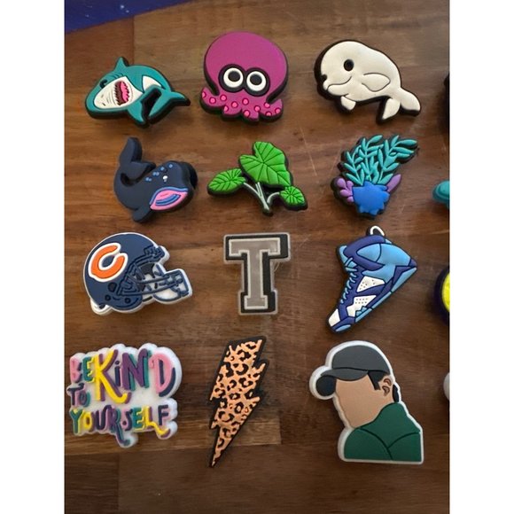 20 Sea Creatures One Piece Shoe Charms Multiple Characters Fits Crocs - Picture 2 of 4